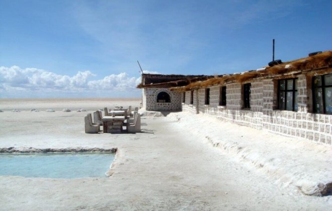 Salar de Uyuni.jpg