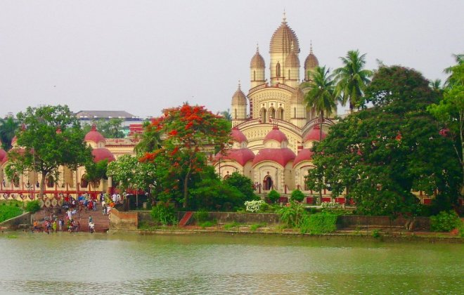 Kolkata temple.jpg