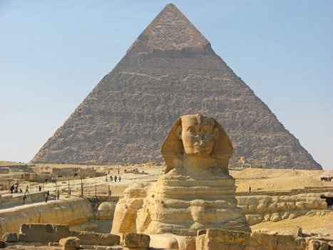 Pyramidy a Sfinga v Gíze