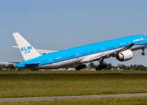 S aeroliniemi KLM z Amsterdamu do Quita