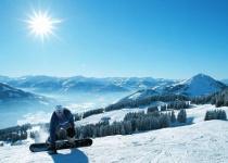 Lyžování v skiareálu Skiwelt Wilder Kaise Rakousko